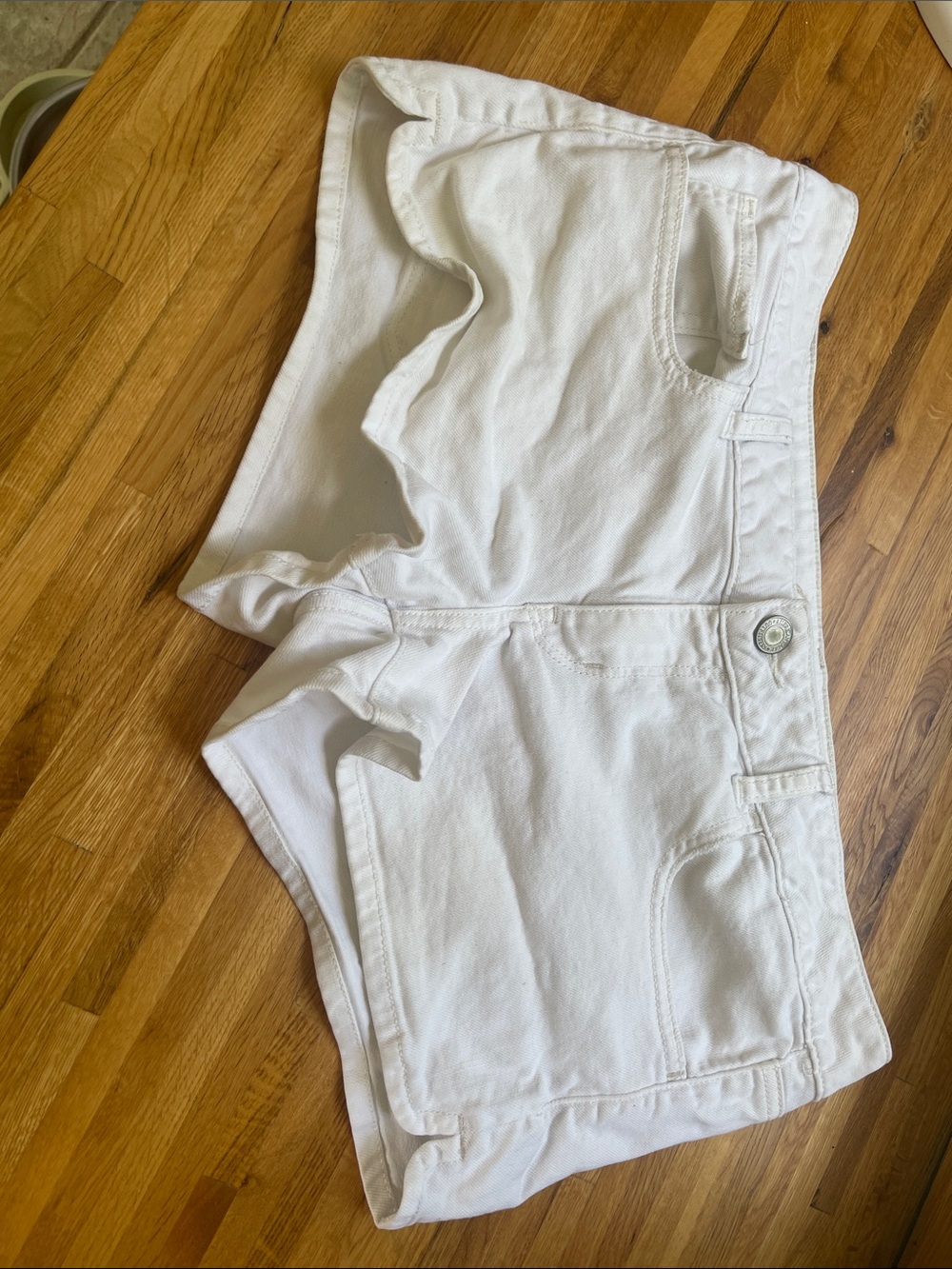 White Denim Shorts American Eagle stretch 14